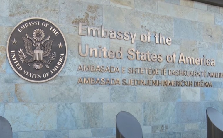 Ambasada e SHBA së vlerëson përpjekjen e Kosovës për shkarkimin e kryetarëve në komunat veriore