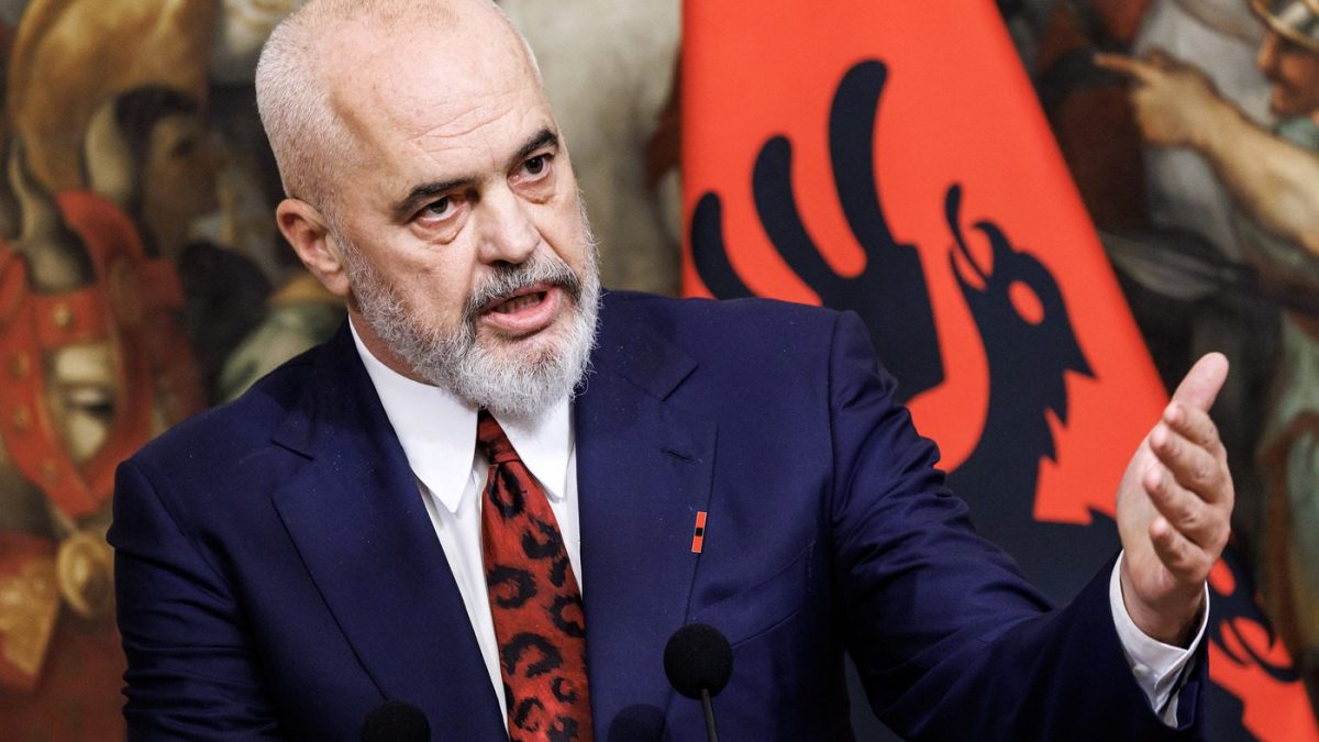 Edi Rama  Adem Jashari lindi në Ditën e Flamurit dhe u bë vetë flamur i sakrificës  lirisë dhe krenarisë kombëtare