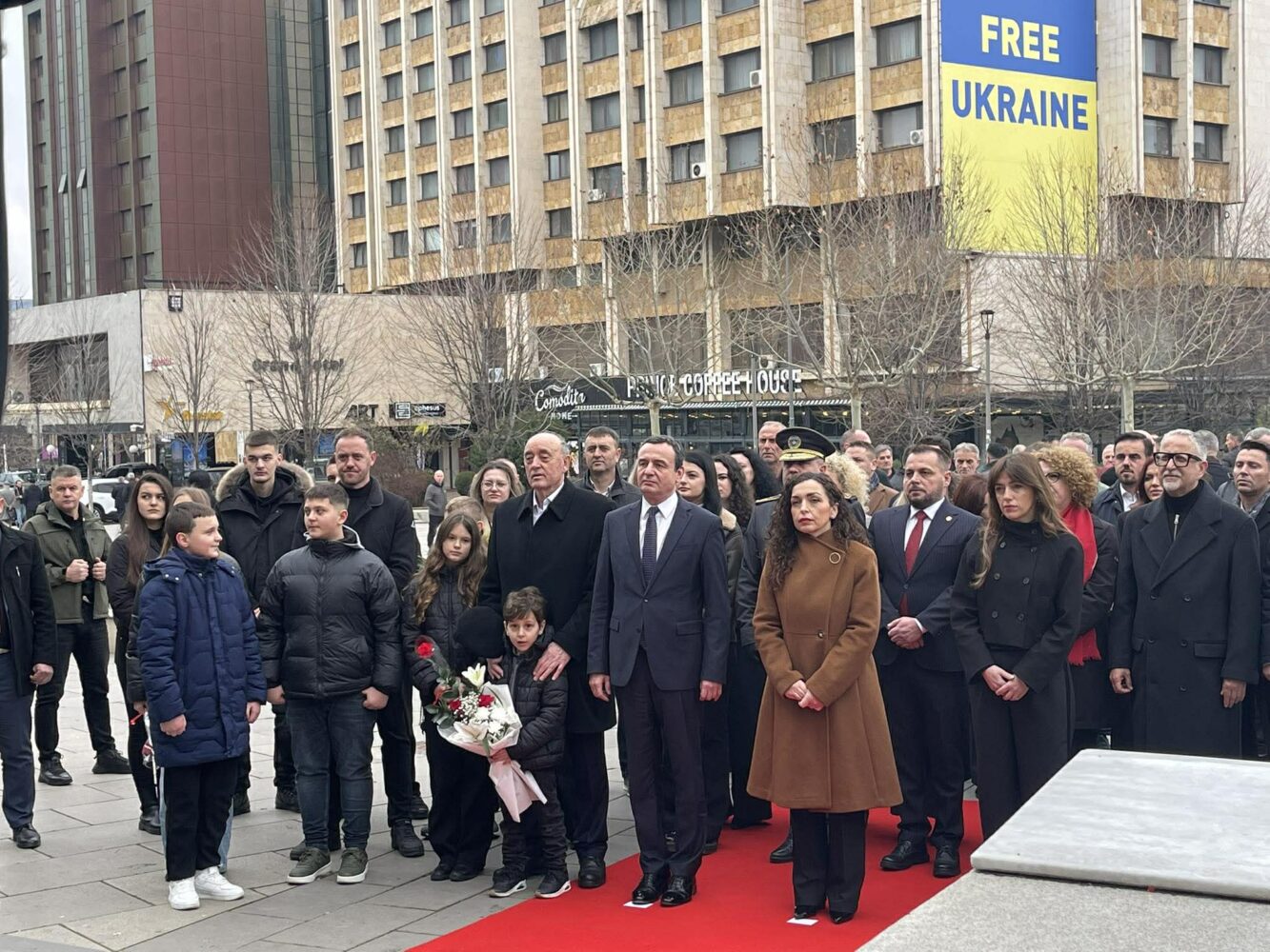 29 vjet nga rënia heroike   nderohen Zahir Pajaziti  Hakif Zejnullahu e Edmond Hoxha