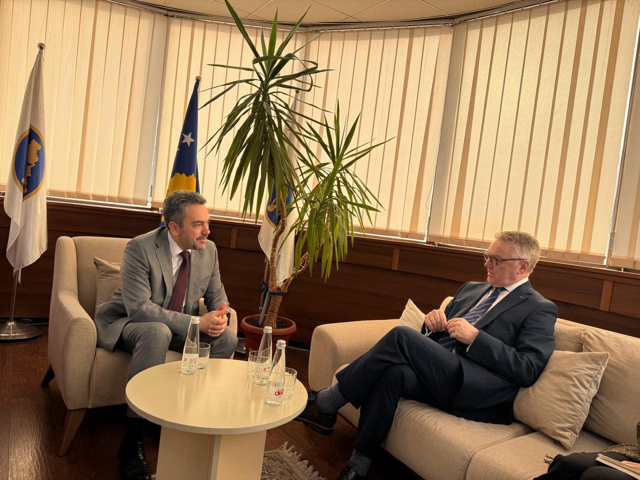 Radoniqi dhe shefi i OSBE së diskutojnë për procesin zgjedhor dhe bashkëpunimin e ardhshëm