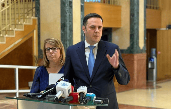 Bajrami që përkrahu dorëheqjen e Abdixhikut  deklarohet pas procesit të votëbesimit