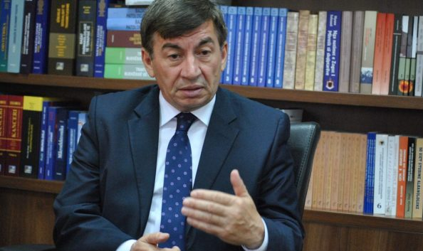 Bajrami  Diplomatët janë të habitur se si mbahet Thaçi në paraburgim